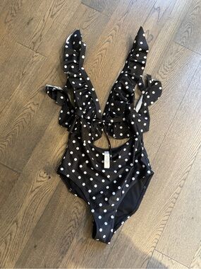 Peek & Beau Fuller Bust Polka Dot Ruffle Swimsuit - Black & White- US 4 F-G cup